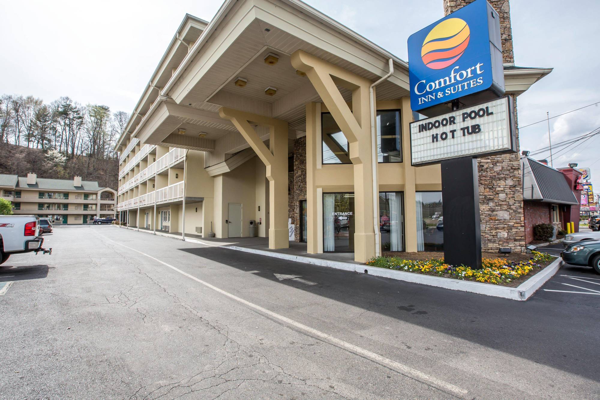 Comfort Inn & Suites At Dollywood Lane Пиджен-Фордж Экстерьер фото
